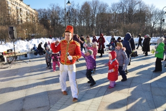 8 марта: Гусарская баллада